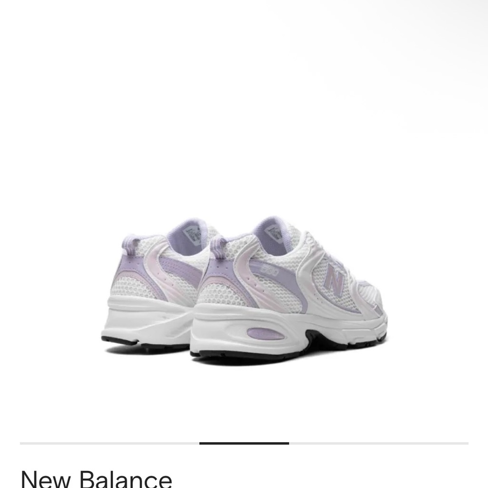 New Balance 530 Women's Sneakers in White and Lavender